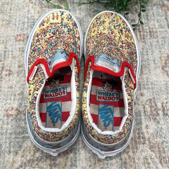 Vans Where’s Waldo shoes - Picture 7 of 16